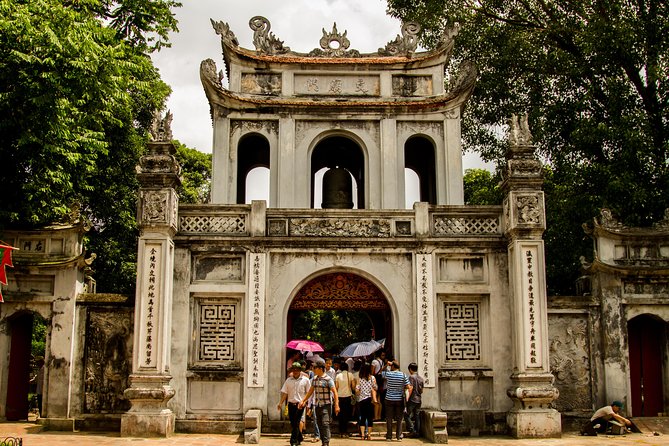 10 Days Cultural Odyssey From South To North Vietnam - Ha Long Bay Overnighter: Limestone Karsts and a Morning Reset