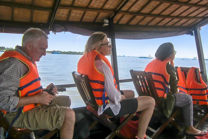 2-Day Mekong Delta Tour with Homestay - Day 1: From Vinh Trang Pagoda to Coconut Candy and Canal Time