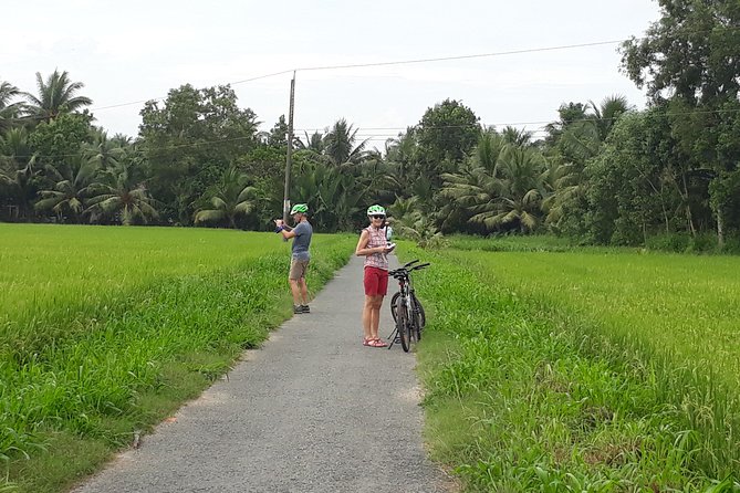 Adventure awaits – Two days Mekong Outdoor Activities. - Cai Be Floating Market and ferry hopping: Day 2’s best mix of motion and local flavor