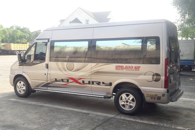 Airport Transfer (From Airport - Ho Chi Minh City (Private 16 Seats Car) - Timing: 8:00 am Start and a “Depends on Traffic” Warning