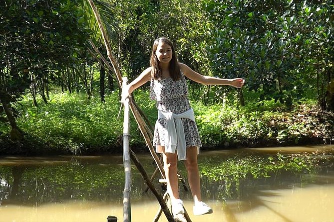 Authentic Mekong Delta Private Daily Tour From Ho Chi Minh City - Mekong lunch at a riverside restaurant: what to expect on the plate