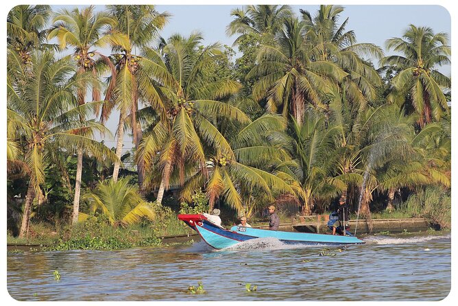 Authentic Mekong Delta: Tuk Tuk, Rowing Boat, Biking Tour - Group size, comfort, and how to plan your expectations