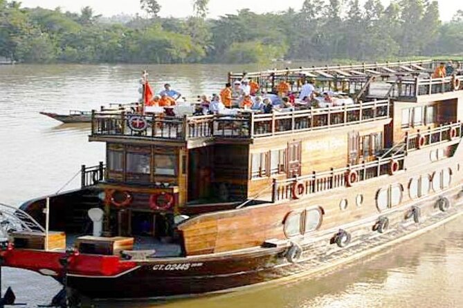 Bassac Mekong Delta Cruise 2Days - 1Night - Day 2 early start: Tra On morning cruise toward Can Tho