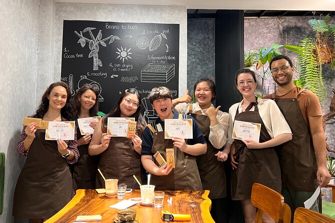 Bean to bar Chocolate Workshop in Ho Chi Minh City - Making Your Bar: Molds, Temperature, and Decoration