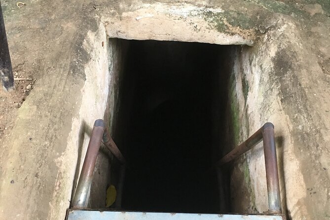 Best Private Tour Cu Chi Tunnels and Mekong Delta Full Day - Private guide perks: how Penny, Lee, Linh, and Tuyen change the experience