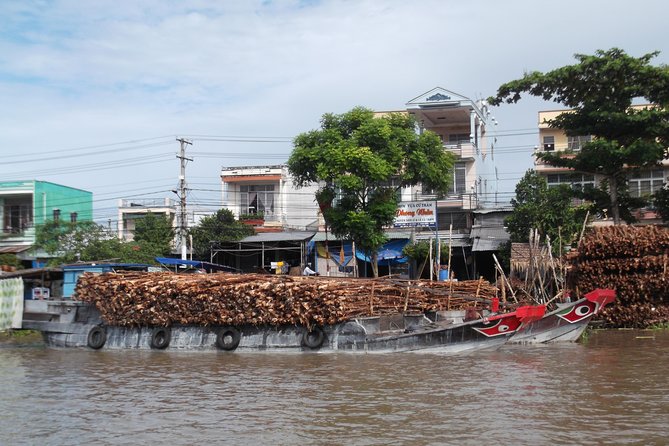 Best Private Tour Cu Chi Tunnels and Mekong Delta Full Day - My Tho lunch and the countryside shift you’ll feel in your body
