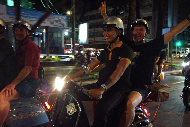 Bia & Bites - Saigon Craft Beer on Vintage Vespa with Dinner - Stop 3 in District 1: beer variety with a longer hour