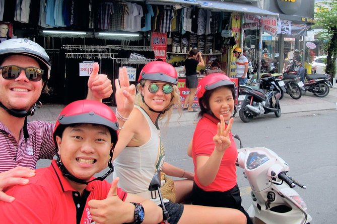 Big Eats & Small Seats - What the “Motorbike + Street Food” Combo Actually Does for You