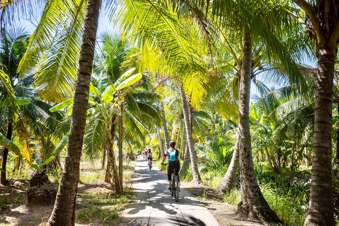 Bike And Boat Mekong Delta Cycling Tour - Around 40 km on flat dirt paths: what the ride is actually like