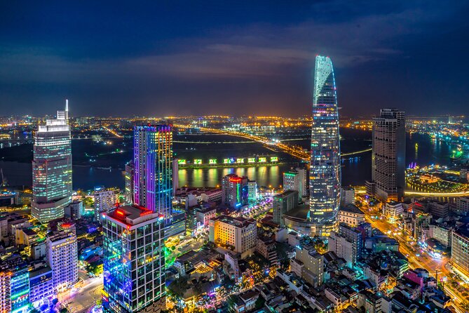 Bitexco Financial Tower: Saigon Skydeck General Admission Ticket - What you’ll do once you’re up there: maps, history displays, and the gift shop