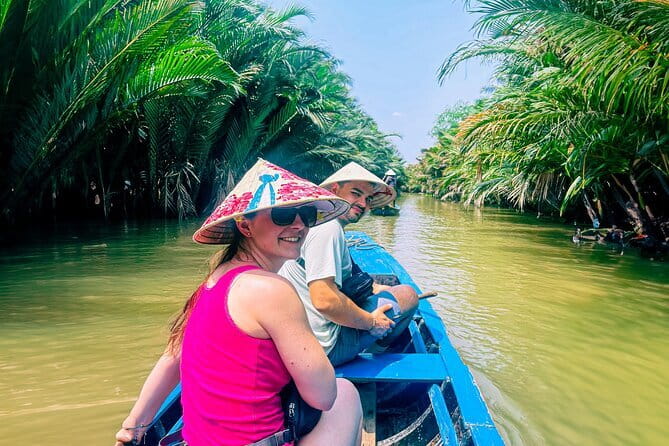 Black Mountain and Cao Dai Temple 1 Day - Guides Matter: Why the Human Touch Shows Up in Reviews