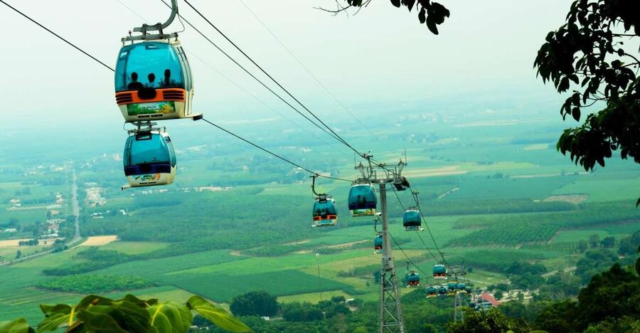 Black Virgin Mountain, Cao Đài Temples & Củ Chi Tunnels Tour - Black Virgin Mountain: Legends, cable car options, and the payoff views