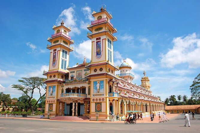Black Virgin Mountain, The Great Divine Temple & Cu Chi Tunnels - Cao Dai Temple in Tay Ninh: A Quick, Colorful Religious Stop