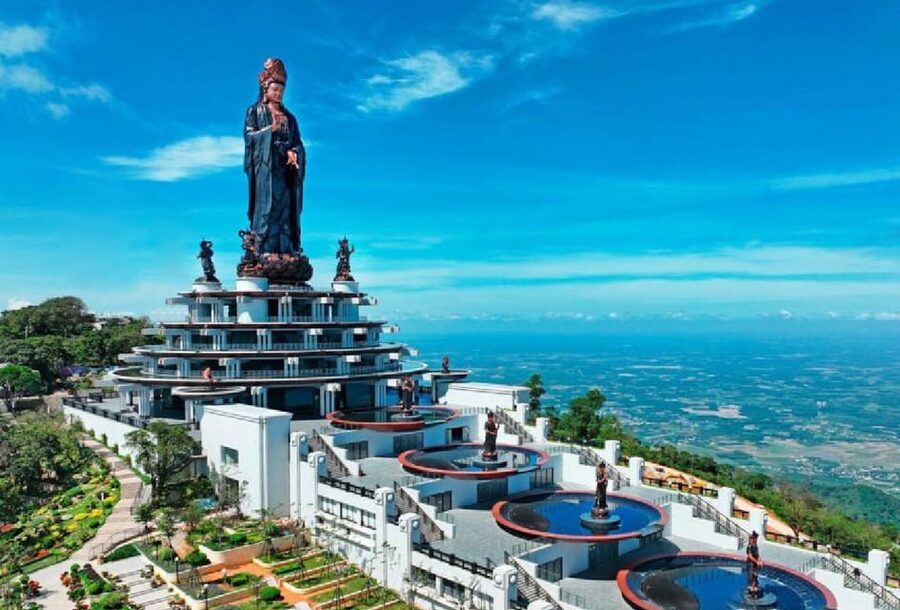 Black Virgin Moutain, Cu chi tunnels & Cao dai temple 1 day - Optional hike to extra temples: worth the legs