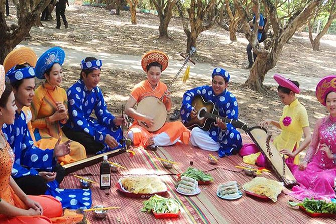 Cai Be Floating Market and Vinh Long City Day Trip from Saigon - Binh Hoa Phuoc and the Vinh Long lunch moment
