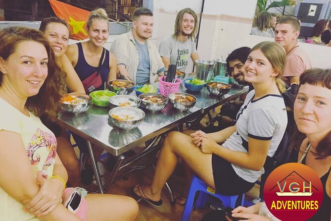 City explore combined with Food taste, Private tour on motorbike - Ba Thien Hau Temple: photos, plus a specific cultural thread