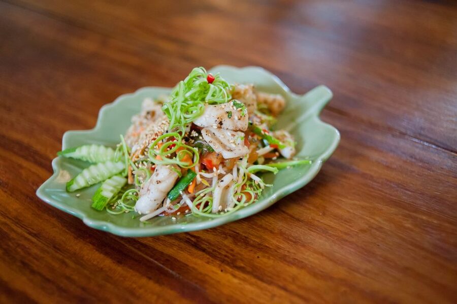 Cooking Class with Ben Thanh Market visit - Who teaches you: English support and patient pacing