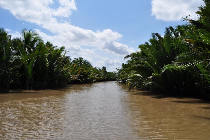 Cu chi Tunnel & Mekong Delta Full Day BBQ Lunch Lux Group 10 pax - Cu Chi Tunnels + Mekong Delta in one shot