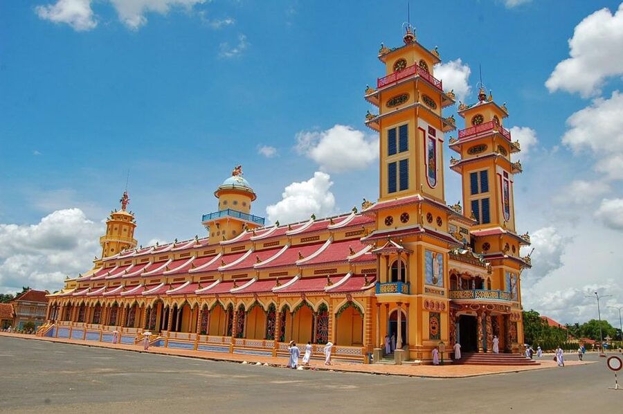 Cu Chi Tunnels, Cao Dai Temple and the Black Virgin Mountain - Should you book this Cu Chi–Cao Dai–Ba Den day trip?