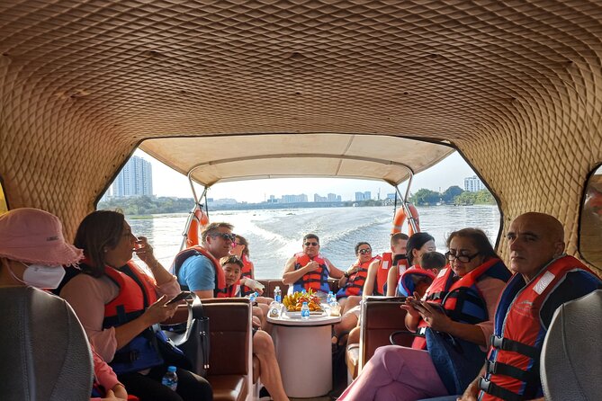 Cu Chi tunnels w 20 years of insider - Lunch included: a practical break on a long day