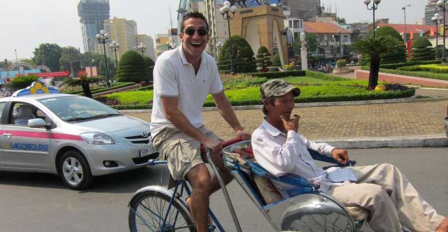 Customized Ho Chi Minh City Experience on Cyclo with Driver - Starting in District 1: Pickup, Meeting Point, and Easy “First 10 Minutes”