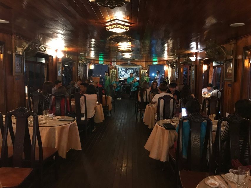 Deluxe Dining Cruise by DeluxeGroupTours - Welcome at Nha Rong Harbor: Where the Evening Starts