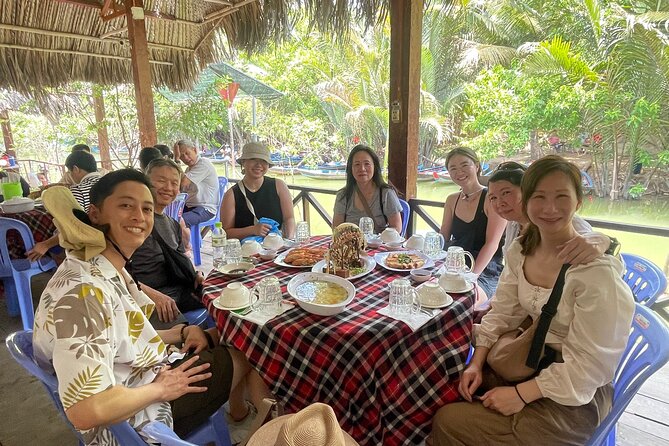 Deluxe Mekong Delta Tour to Floating Market 2 Days 1 Night Trip - Cai Rang Floating Market: how to enjoy the most famous one