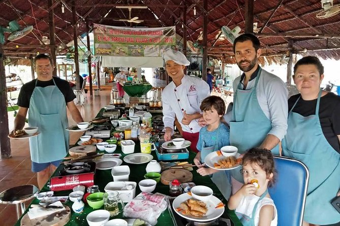 Discover vietnamese Agriculture,culture ,Cuisine and Cu chi Tunnels in Saigon - Cu Chi Tunnels: how construction and survival really fit together