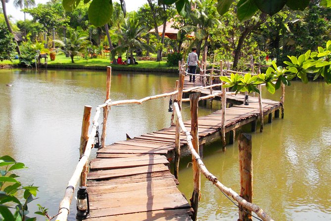 DISCOVERING UNSEEN Parts Of Saigon Full Day - War Remnants Museum and Emperor Jade Pagoda: two emotional speeds in one day