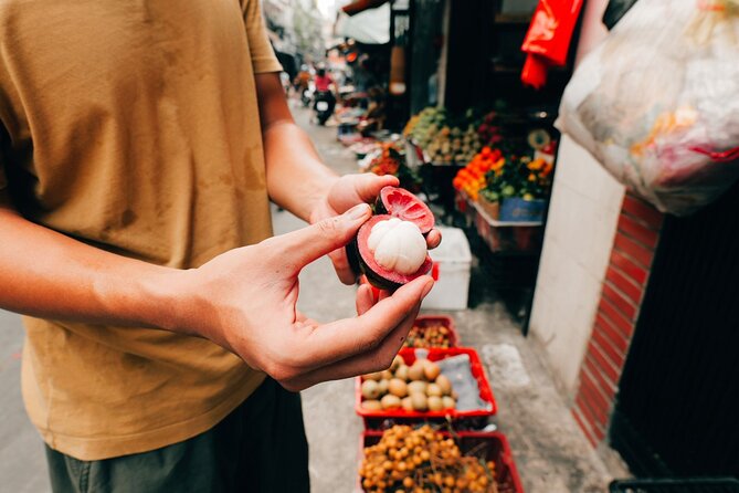 Early Riser Walk: Grandma Noodles, Cafe, Exotic Fruits & History - Key highlights you should care about