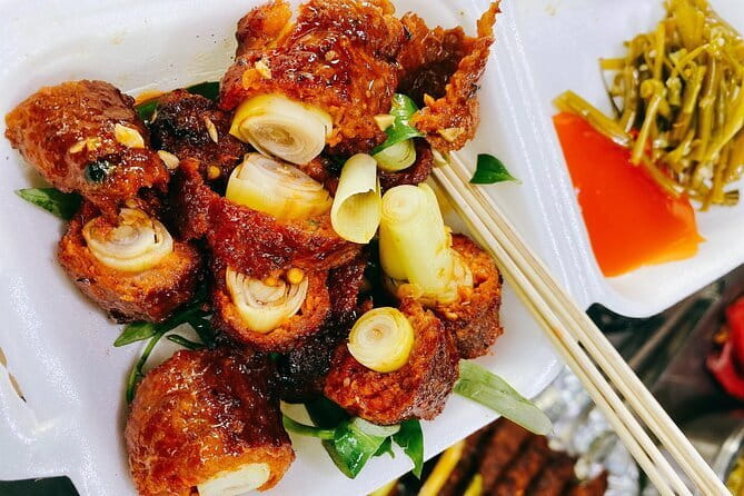 Explore Saigon Food with Local Foodie - Night sightseeing that avoids the daytime grind
