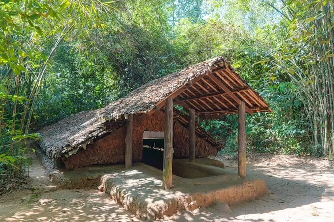 Exploring Ho Chi Minh City and Cu Chi Tunnels - Stop One in the City: A Fast Start That Sets the Story