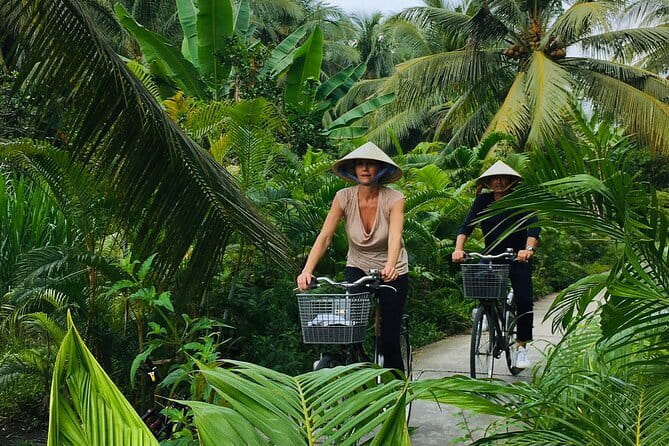 Exploring Ho Chi Minh City and Cu Chi Tunnels - Tea, Cassava, and Lunch in District 1: Food That Connects to Wartime Life