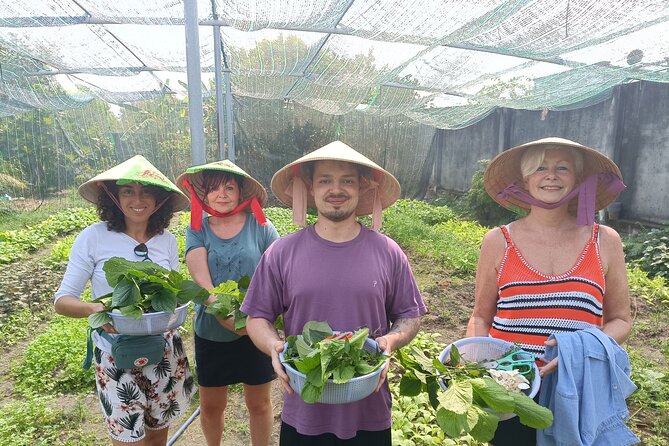 Exploring organic farm & Vietnamese Culinary with Master chef - Getting Out of Ho Chi Minh City: The 7:30am Pickup and Farm Arrival