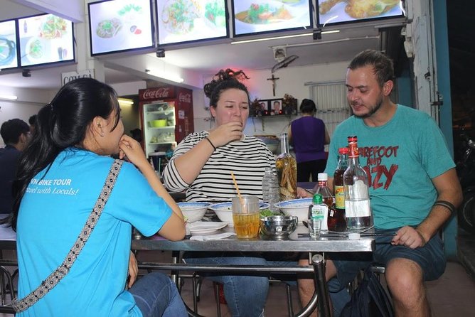 Food Tour by motorbike with local students - How to prepare so you enjoy the ride and the food