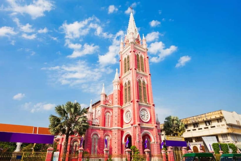 Free E-Sim Ho Chi Minh City: Pagodas and Coffee Corners Tour - Getting Oriented in Saigon With a Free E-SIM