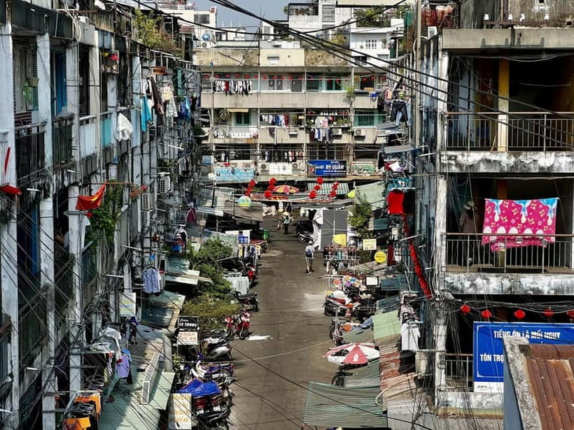 Free E-Sim Saigon Hidden Gems Tour with Local Guide - Street food and local culture: tasting without the guessing game