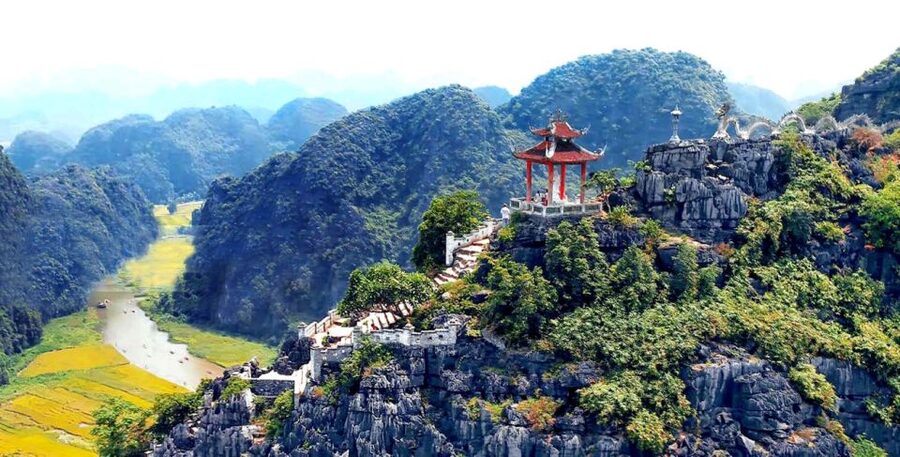 From Hanoi: 2-Day Ninh Binh Tour with Ha Long Bay Cruise - Mua Cave: Nearly 500 Steps to a Panoramic View