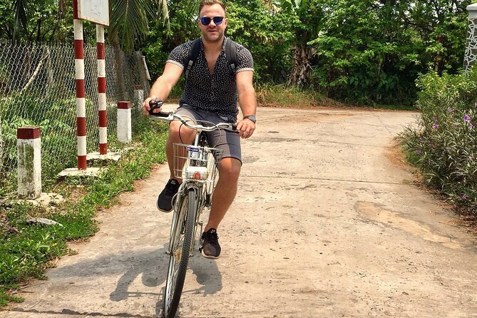 From HCM city: Private Mekong Delta - Ben Tre Full-Day Tour - Cycling the Fields and Sampan Cruising Through the Canals