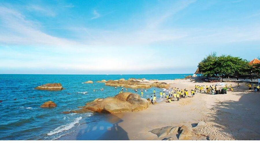 From HCM: Vung Tau Beach - Relax At A Beautiful Beach - Thang Tam Whale Temple and Bach Dinh’s French-Era Story