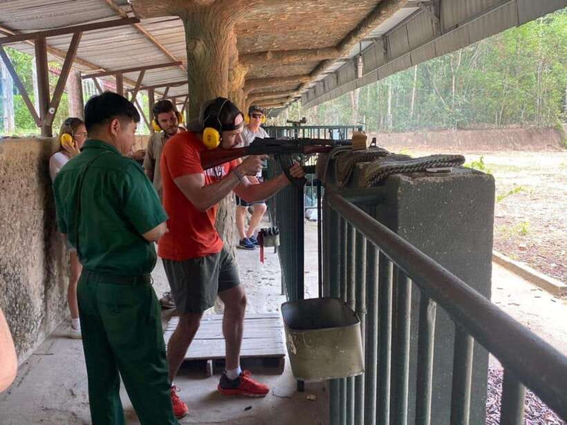 From Ho Chi Minh City: Cu Chi Tunnels Half-Day Tour - Tour Style and Guide Support: English, Small Groups, and Express Security