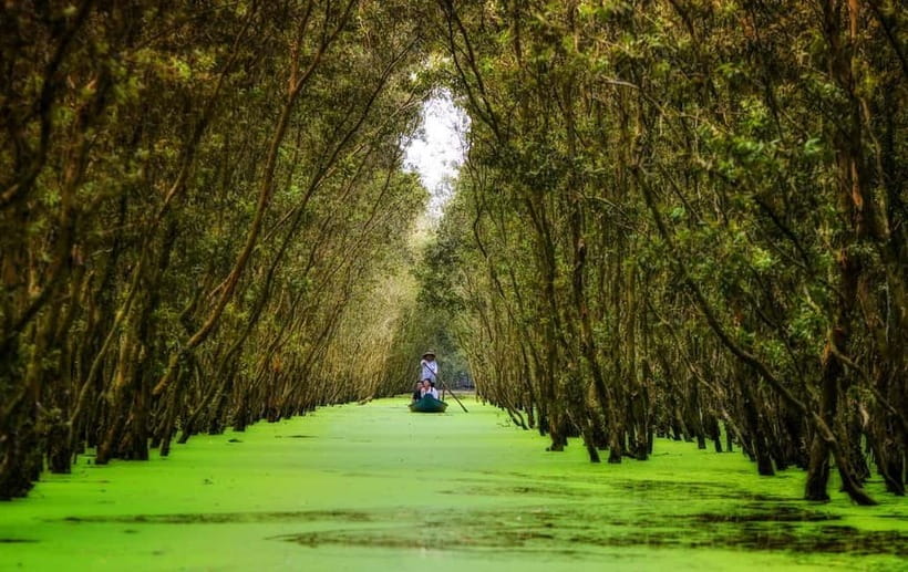 From Ho Chi Minh: Mekong Delta 3-day w Tra Su Forest - Châu Đốc morning: Sam Mountain temples and Khmer pagoda sights