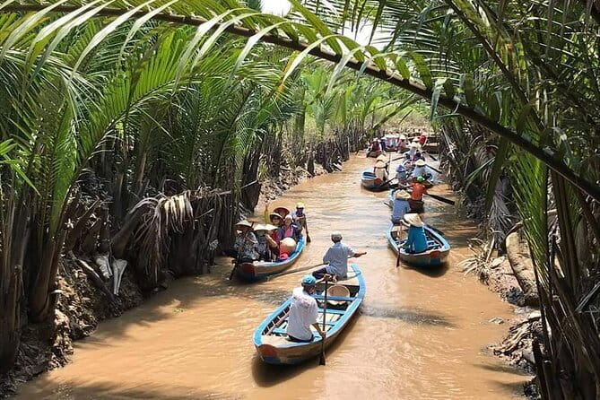 Full day Cu Chi Tunnels and Mekong Delta - Rowboat canal ride and village cycling: close-up but not extreme