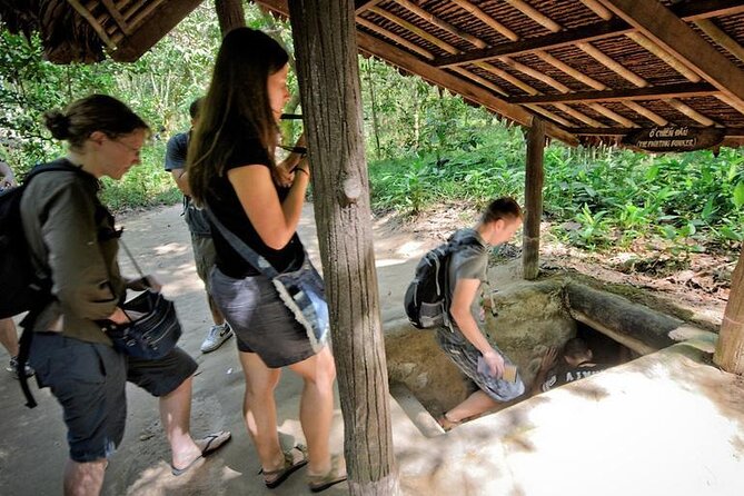 Full day Cu Chi Tunnels And Mekong Delta Guided Tour - Pickup and timing: how to avoid the usual morning stress