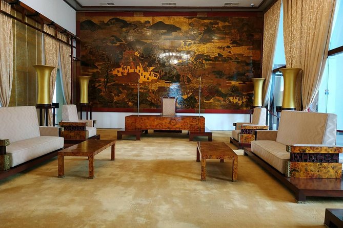 Full-Day Cu Chi Tunnels with Ho Chi Minh City Tour - A 9-hour Saigon and Cu Chi combo that starts with real food