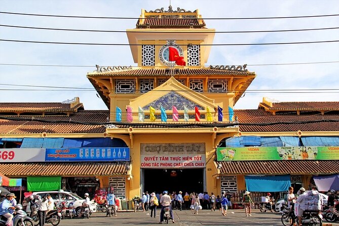 Full-Day Ho Chi Minh City Tour with Colonial Heritage & Chinatown - Water bus from Bach Dang Quay: the best photo angles come from the river