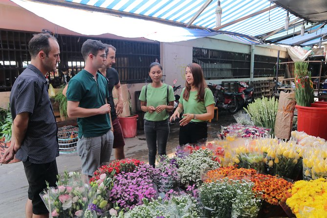 Half-Day Private Scooter Tour Including Light Meal - Your guides and the safety feel in traffic