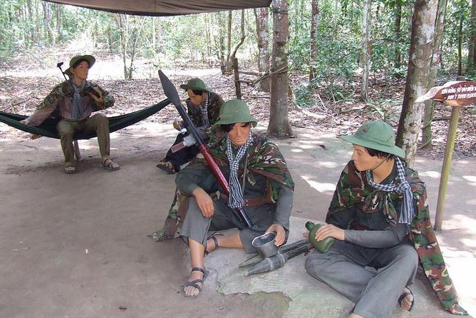 HCM: Cu Chi Tunnels-Tapioca Small Group Tour Morning or Afternoon - Food included: cassava and simple recovery