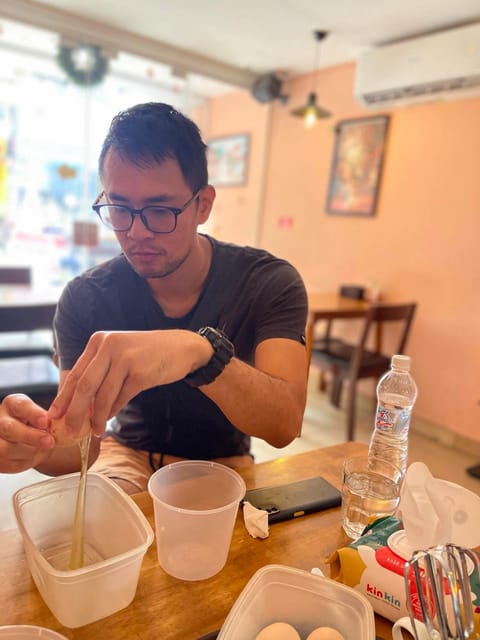 HCM: Egg Coffee Class with local Instructor & Snack - Finding the Restaurant in HCMC Without Getting Trapped by GPS