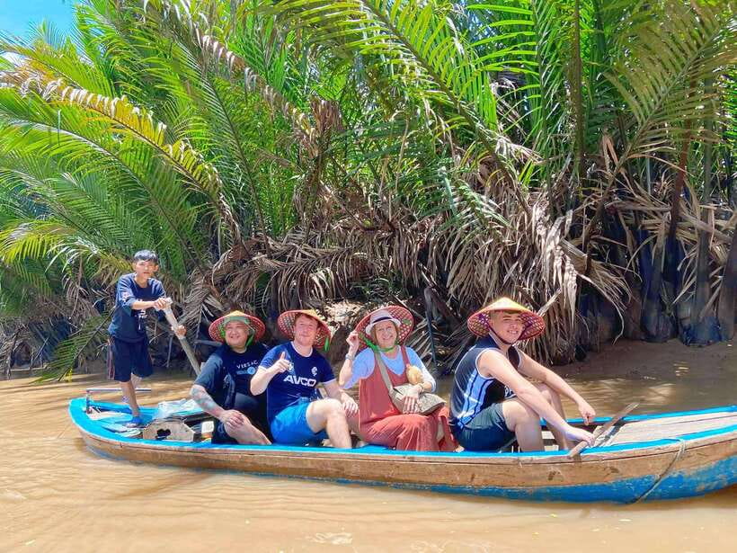 HCMC: Cu Chi Tunnels & Mekong Delta VIP Tour by Limousine - Cu Chi Tunnels: Underground Rooms, Traps, and the Tunnel Crawl